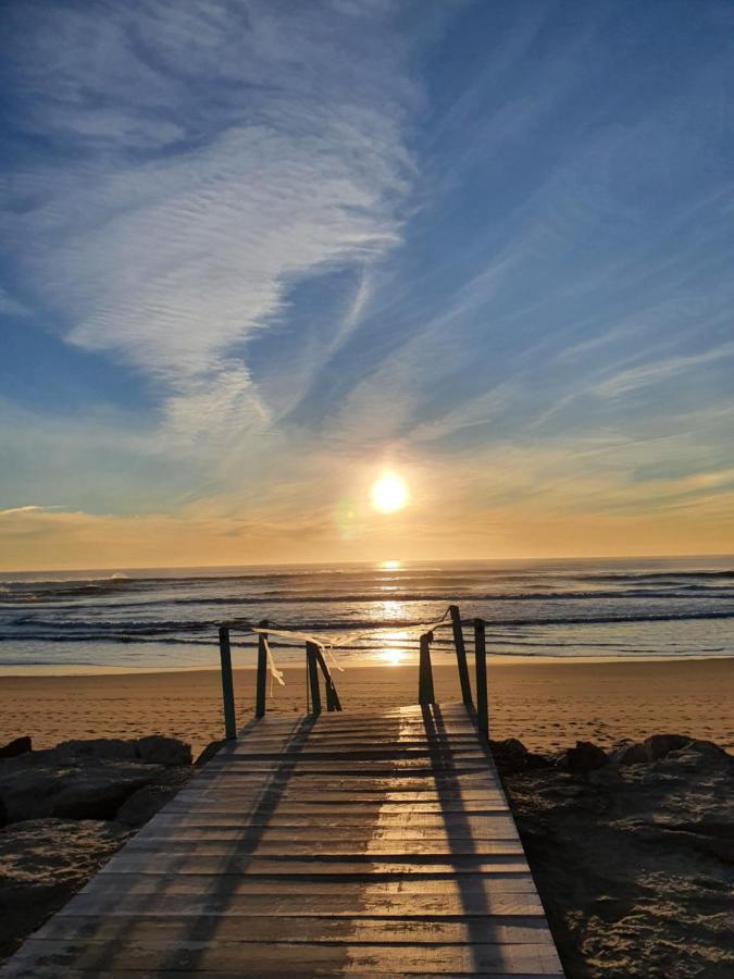 Appartamento Spacious Beach Flat In Costa Caparica By Soulplaces Costa da Caparica Esterno foto