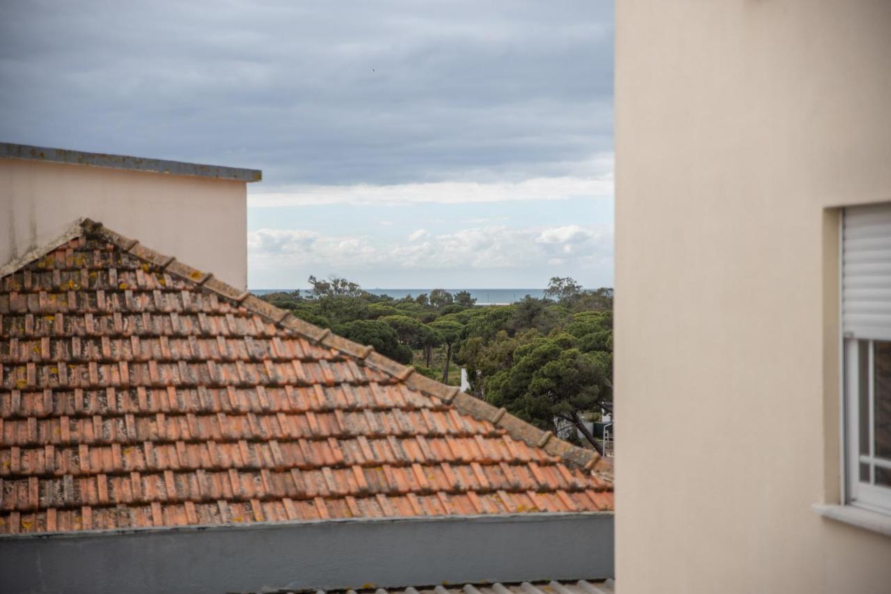 Appartamento Spacious Beach Flat In Costa Caparica By Soulplaces Costa da Caparica Esterno foto